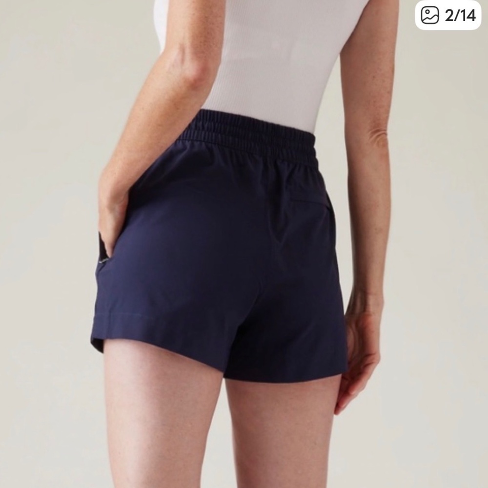 Athleta Midday Short - Picture 3 of 8
